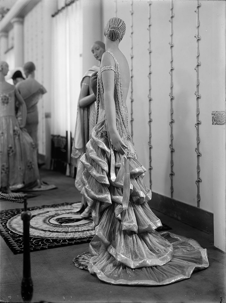 ‘Apollo’ evening gown designed by Jeanne Lanvin, presented on a mannequin at the Pavillon de l’Élegance of the Exposition Internationale des Arts Décoratifs et Industriels (1925/95), Man Ray.