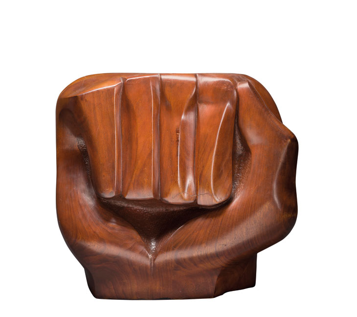 Black Unity (1968), Elizabeth Catlett. Crystal Bridges Museum of American Art, Bentonville, Arkansas; © Catlett Mora Family Trust/DACS, London/VAGA, NY 2017