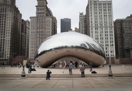 Cloud Gate (2006), Anish Kapoor.