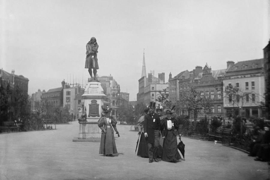 The statue of Edward Colston in Bristol, photographed in c. 1895–1900.