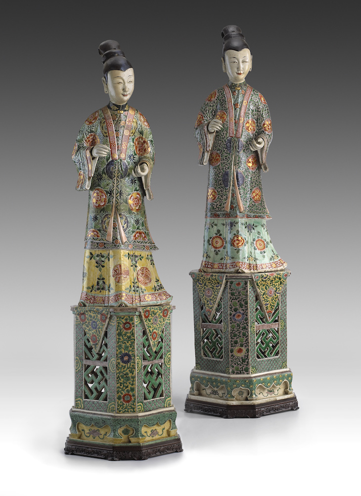 Two figures of ladies on stands (c. 1700), China. 