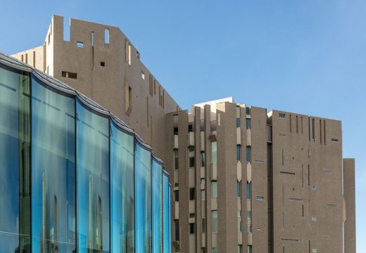 Gio Ponti's Martin Building, with the new Sie Welcome Center.