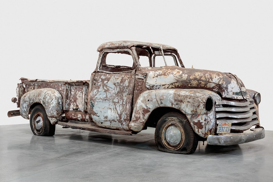 Unbaled Truck (2021), Charles Ray.