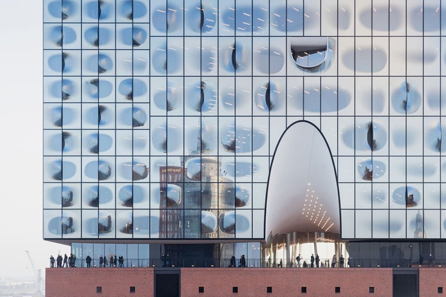 Elbphilharmonie Hamburg (2001–16), Herzog & de Meuron. Photo: © Iwan Baan